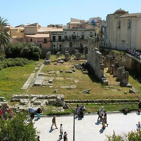 Дом отдыха Ambrogio House