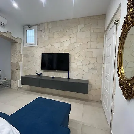 Tatil Evi Ambrogio House Siraküza